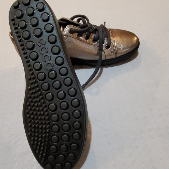 Ecco shoes - Picture 4 of 8